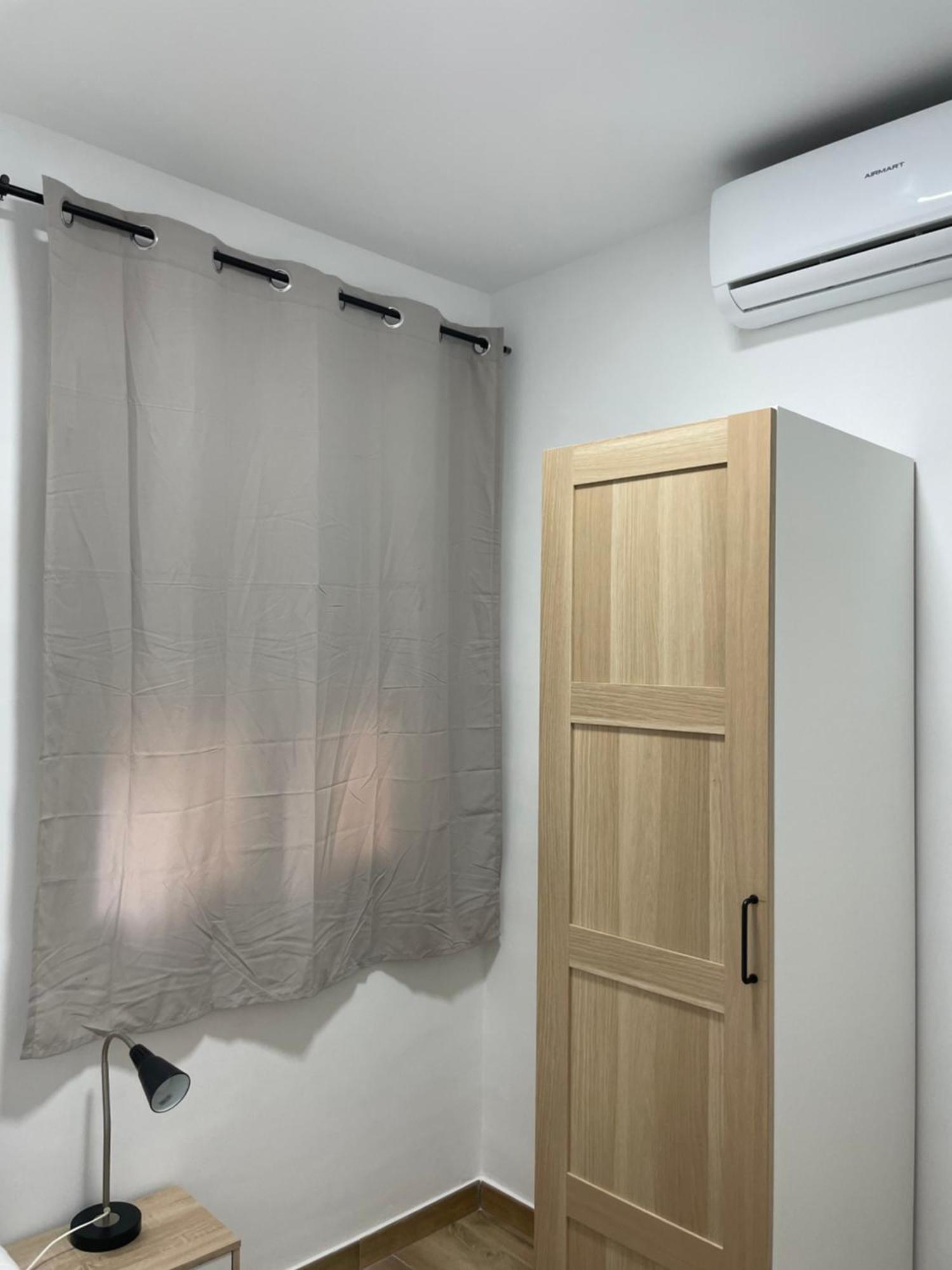 Apartamentos Tarradellas Sants Estacio Barcelona Ngoại thất bức ảnh