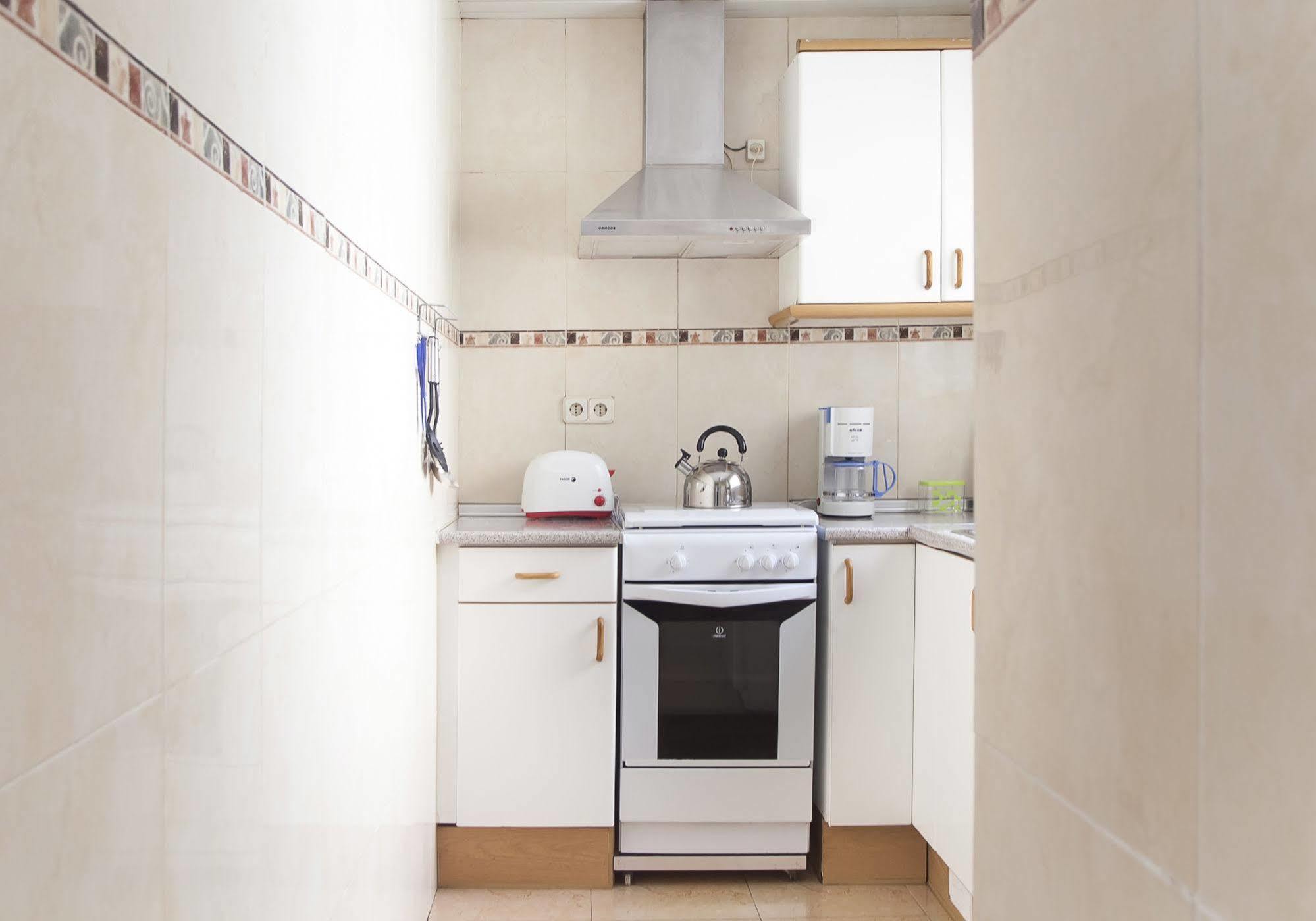 Apartamentos Tarradellas Sants Estacio Barcelona Ngoại thất bức ảnh