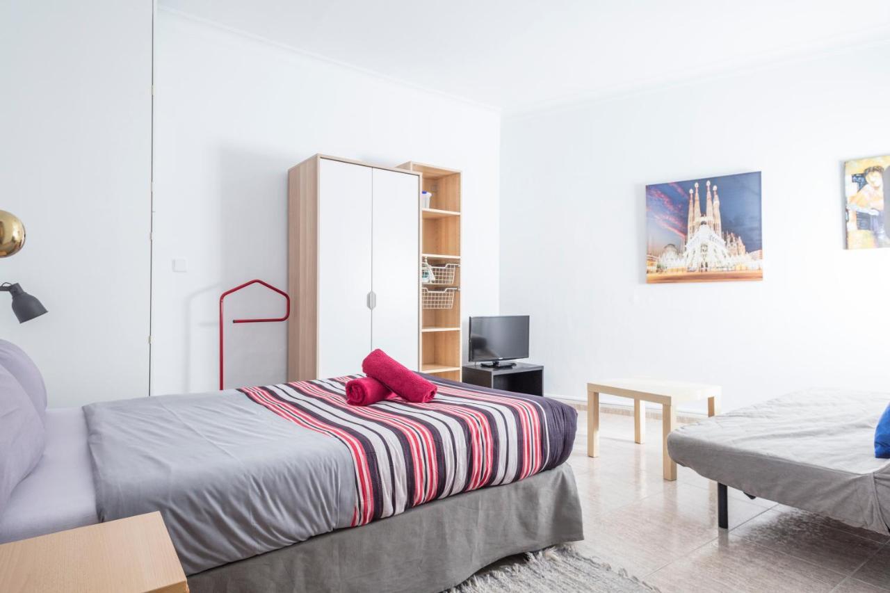 Apartamentos Tarradellas Sants Estacio Barcelona Ngoại thất bức ảnh