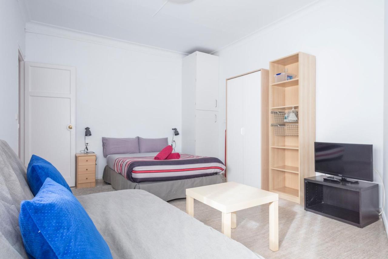 Apartamentos Tarradellas Sants Estacio Barcelona Ngoại thất bức ảnh